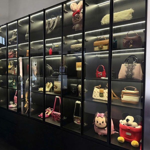 Mẫu tủ áo cánh kính - 002